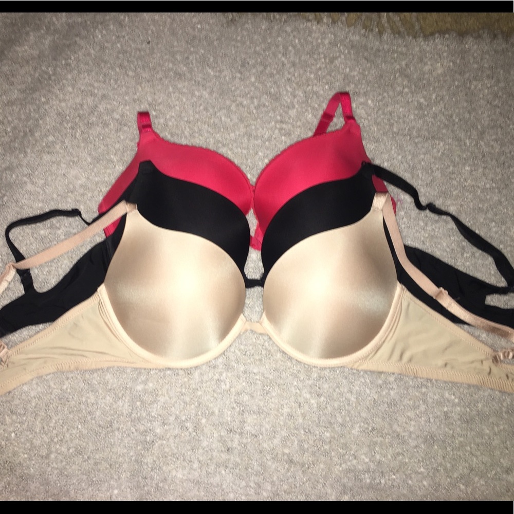 Victoria’s secret 34D push up bras
